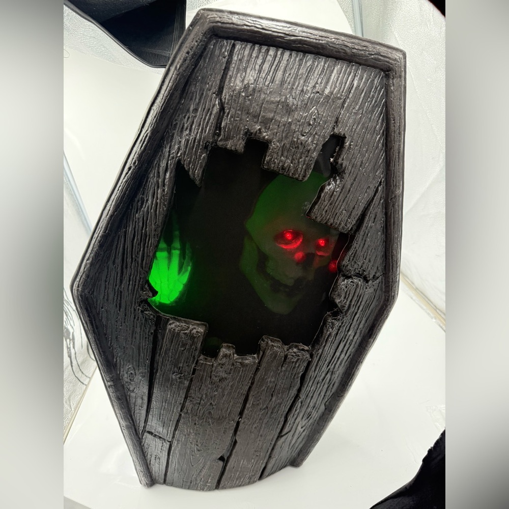Seasonal Visions Int. Animated Talking Skeleton Coffin Halloween Blow Mold,